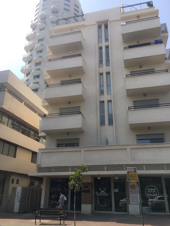 Tlv Suites By The Sea - 2 Rooms Тель-Авив Экстерьер фото